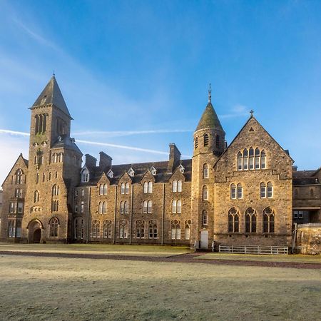 The Caledonian 3 Bedroom Self Catering Apartment In Historic Abbey Fort Augustus Zewnętrze zdjęcie